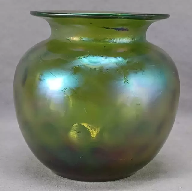Bohemian Loetz Creta Kugeloptisch Irisdescent 4 3/4 Inch Art Glass Vase C. 1900