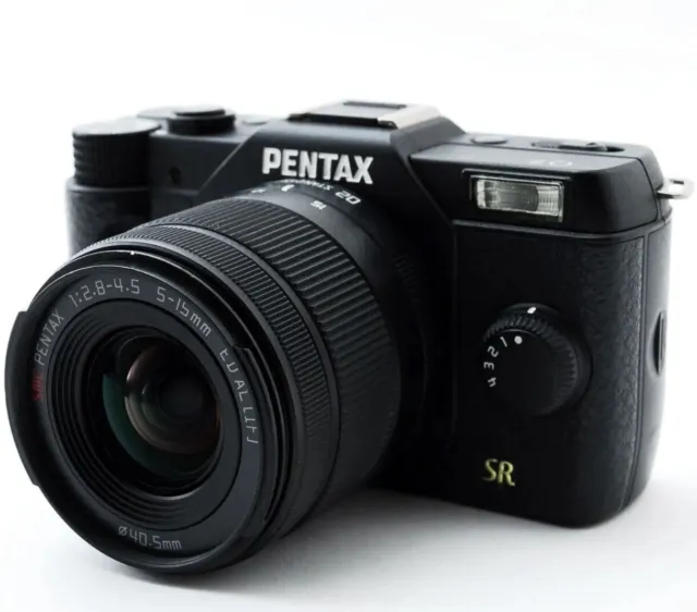 Ricoh PENTAX Q7 12.4MP Digital Camera Black w/ 02 (5-15mm) Superb