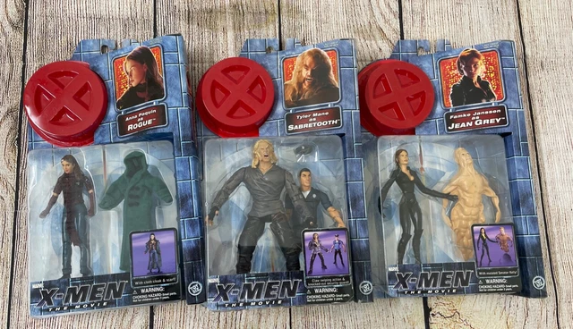 Vtg 2000 Toy Biz Marvel XMen The Movie Action Figures Rogue Jean Grey Sabretooth