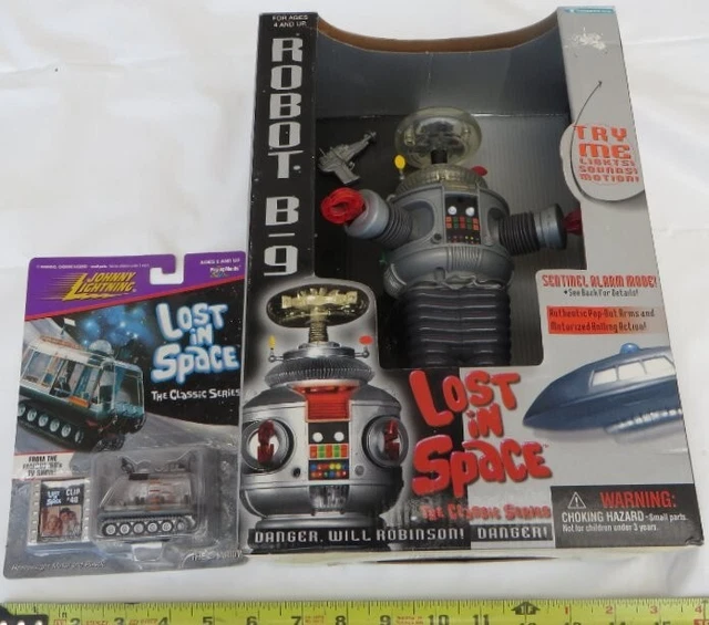 Lost in Space Lot - 1997 B9 Robot IOP & Johnny Lighting ' The Chariot ' Clip NSP