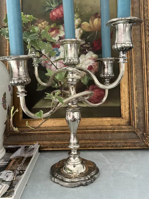 Candelabro Placa de Plata Estilo Art Nouveau Adornado Hecho en Inglaterra 5 Portavelas 2