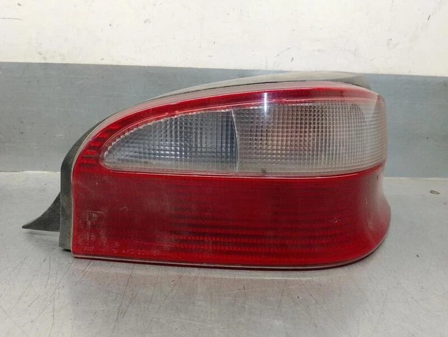 Feu Arrière Droit NEUF Pour Citroën Saxo (1999-2004) - Réf. 6351L8 - Halogène