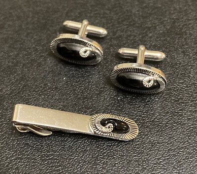 Mens Vintage SWANK Black Onyx Oval  Silvertone Tie Bar and Cuff Links Set in Box