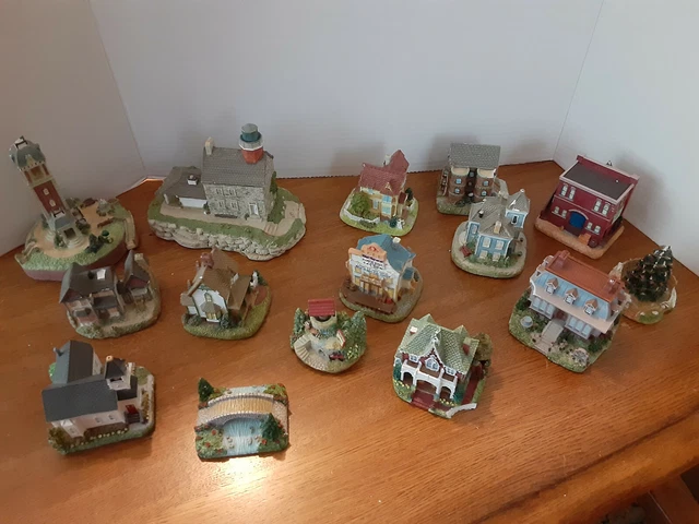 15 1996 Liberty Falls Train Platform Houses Church Wishing Well Bridge Selkirk