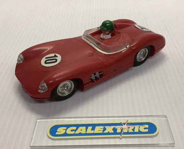 ASTON MARTIN DBR1 #4 SALVADORI / MAGGS LE MANS 1961 SPARK S2445 1:43