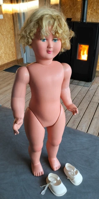 GRANDE POUPÉE BLONDE ancienne ,80 cm en celluloïd et aux yeux mobiles