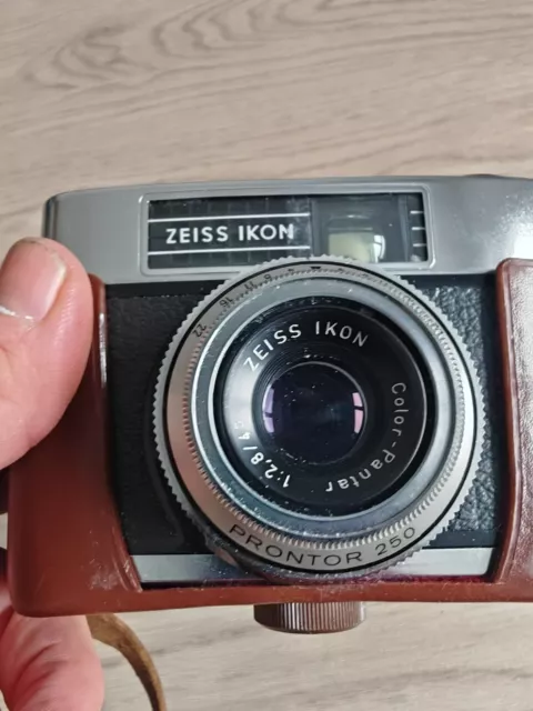 ZEISS IKON Contina L mit Color-Pantar 1:2.8/45 - sehr schöne KB-Sucherkamera