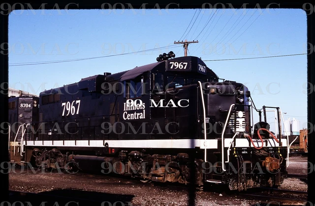 Original Slide, Illinois Central-ICRR EMD GP10 #7967. Chicago (IL) 1989.
