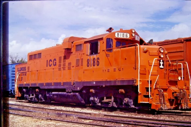 Original Slide Illinois Central Gulf EMD GP10 Diesel Engine #8186 (1980) #CC443