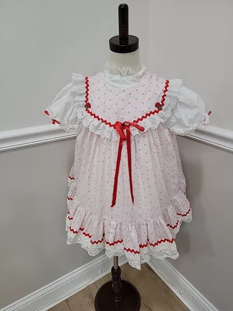 Vintage Toddler Girls Red White Polka Dots Floral Handmade Dress  2pc. Apron