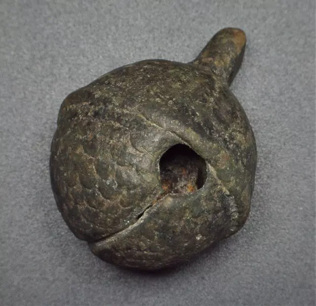 Very nice 6th-17th century bell with fish-scale pattern on the lower. 2