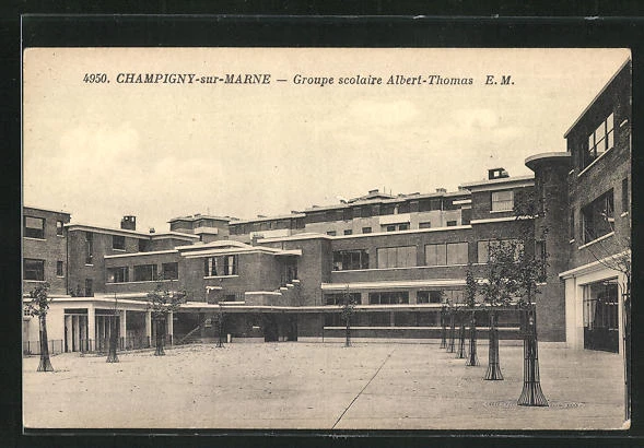 CPA Champigny-sur-Marne, Albert-Thomas School Group