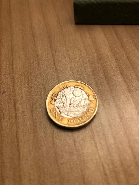 One pound 2016 Errori Di Conio sterlina error Queen Elizabeth II