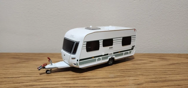 IXO 1/43 HYMER CLASSE B 504 CL 2007