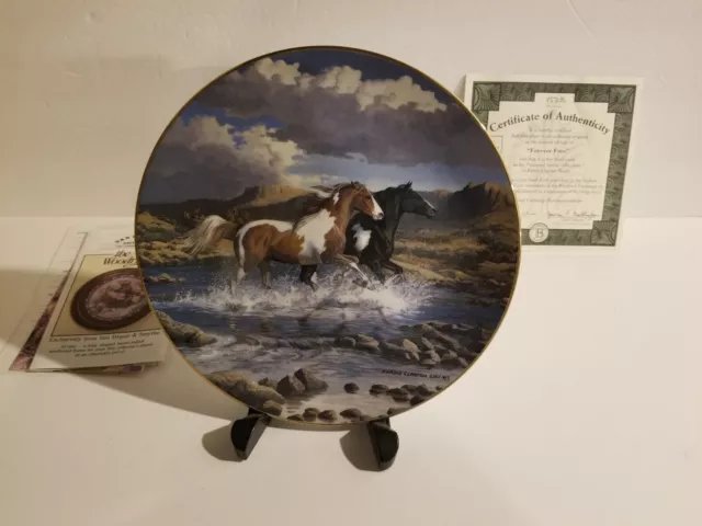 Untamed Spirits - Collector Plate - Forever Free by Persis Clayton Weirs 853-B