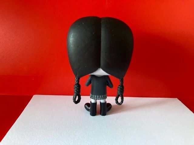 Funko Pop Movies The Addams Family Wednesday Addams #803 3