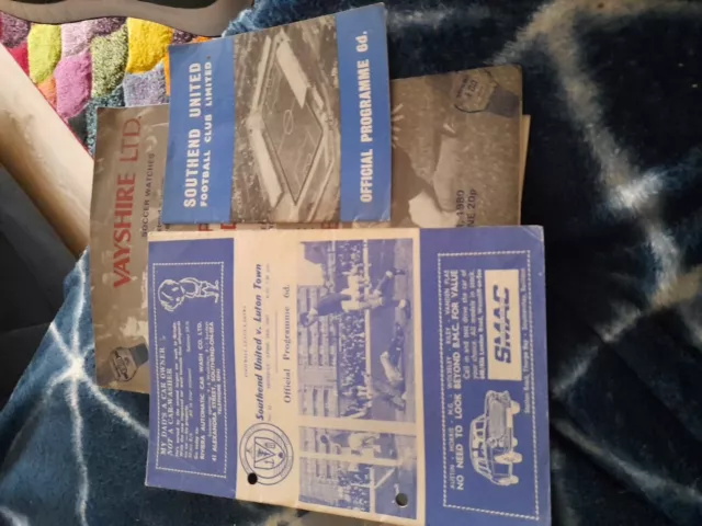 Southend Utd football programmes x 2 from the 1960s