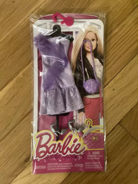 ~CLR31 Barbie FASHIONISTAS Complete Look Fashion Pack #3 Lavender Glitter Dress