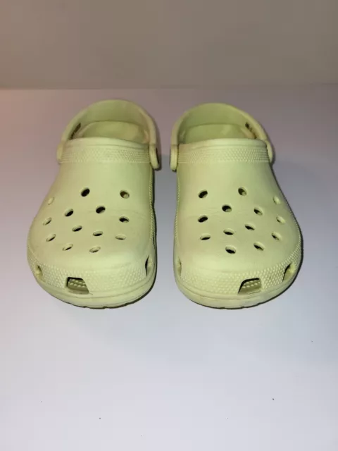 Crocs Unisex Adult Classic Slip On Sandals Ultra Light Clogs Light Lime Green