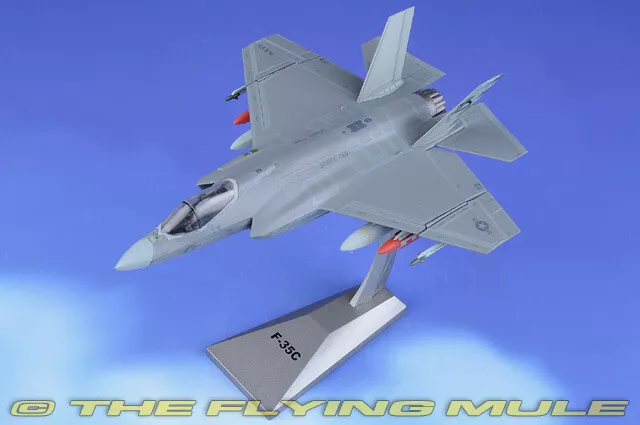 Air Force 1 1:72 F-35C Lightning II USN VX-23 Salty Dogs CF-03