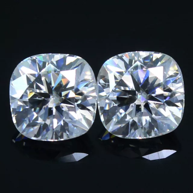 0.50 CT De Couleur VVS1 Brillant Coupe Blanc Diamant Seul 4x4 MM Coussin Paire