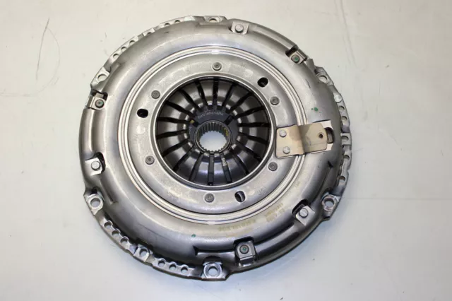 Audi A4 8W A5 2.0TDI Kupplung NEU Clutch SET LUK 240mm - 0CX141015E Druckplatte 3