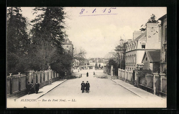 CPA Alencon, Rue du Pont Neuf, vue de la rue