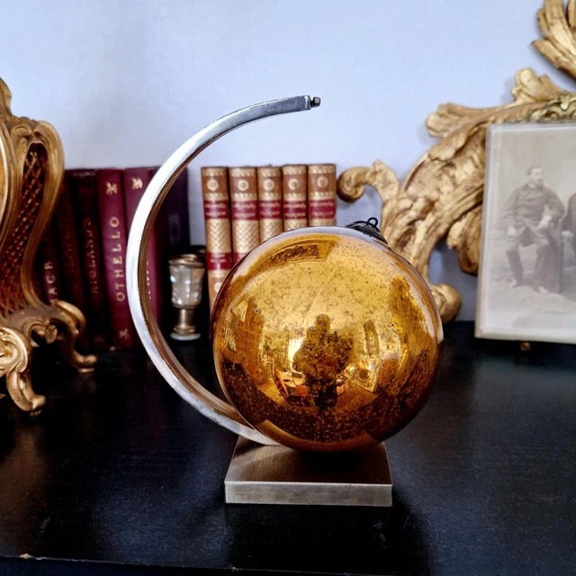 ANCIENNE BOULE DE NOËL EN VERRE SOUFFLÉ TAILLÉ ÉGLOMISÉ . H