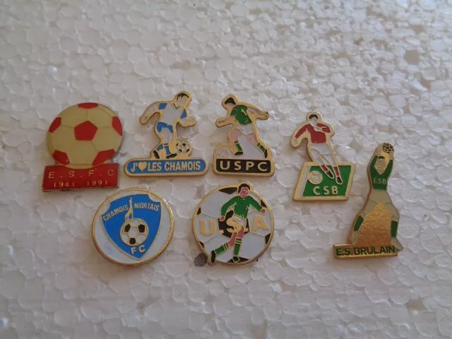 Job lot of 7 football related metal lapel pins
