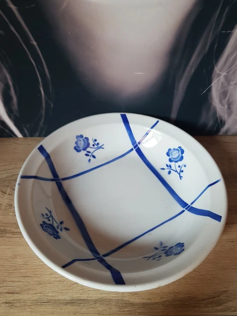 Saladier Plat Creux Vintage - Porcelaine Blanche à Motifs De Fleurs Bleues - Occasion