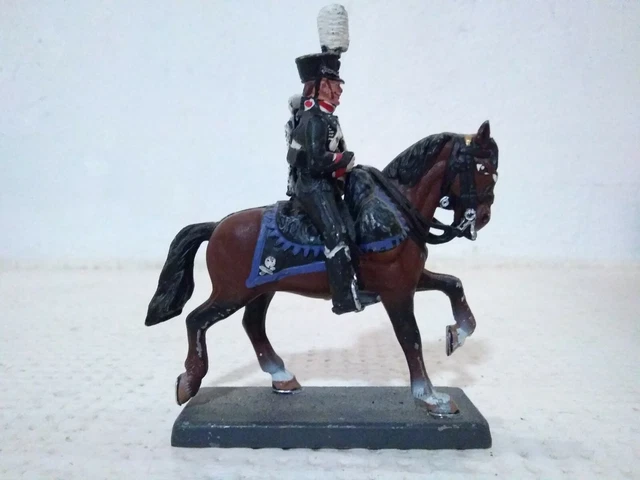 SOLDATINO DI PIOMBO a Cavallo Russo De Agostini EUR 12,90 - IT