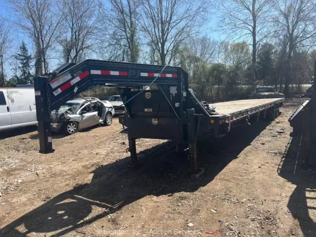 2017 PJ Trailers Flatbed 40' Tandem Axle Gooseneck Equipment bidadoo -Repair