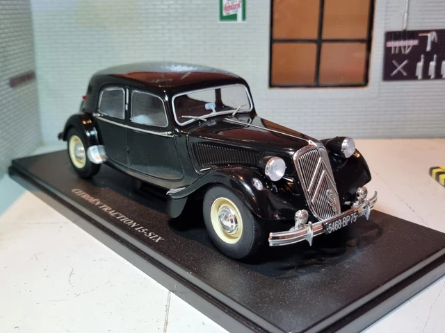 Maquette à Monter CITROËN 15.SIX Traction Avant 1939 - Échelle 1/24 - Vintage - Occasion