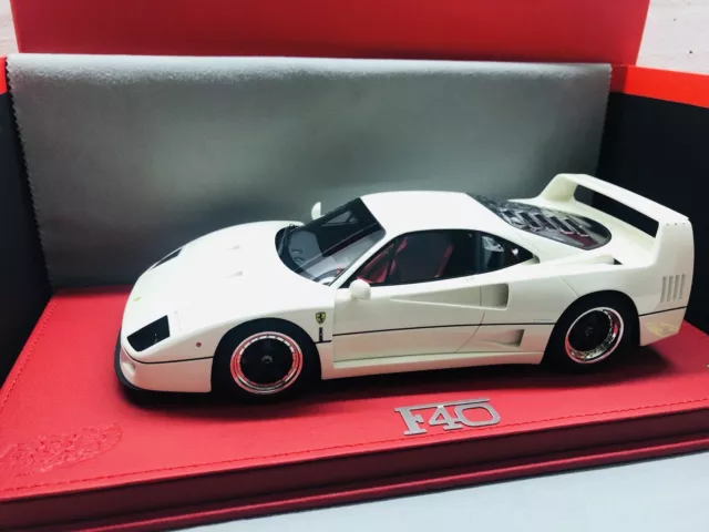 Ferrari F40 1987 Bianco Avus 1:18 BBR