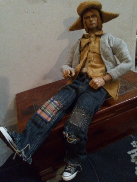 Preorder  1/6 Kurt Cobain 12" Collectible Action Figure Toy