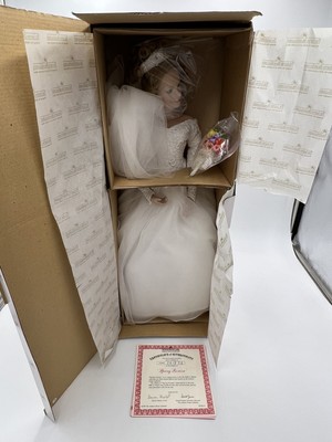 Ashton-Drake Galleries, Spring Promise 21" Wedding Bride Doll With COA
