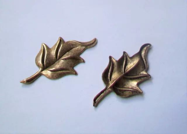 40 pcs. Antique Finish  Brass Stamping - Pretty LEAF shape-1 1/4"