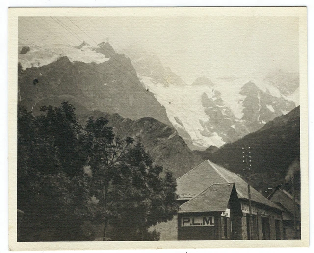 Pisctorialist photo Montagne La Meije et la gare PLM - Alpes Les Ecrins - 1925