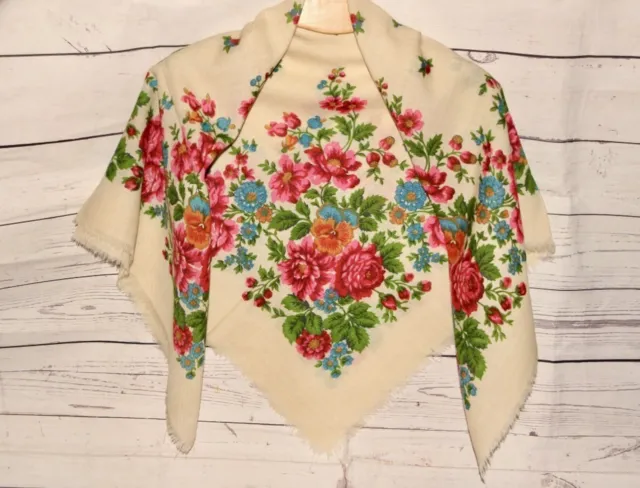 Scialle in Lana 100% bianco e fiori Rose Russo Vintage 1980