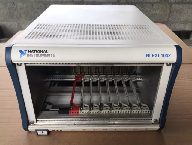 National Instruments NI PXI-1042 Telaio 8 slot. Testato e funzionante
