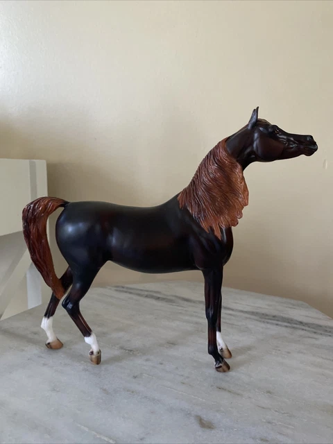Breyer Zafirah 2022 Premier Collector Club Arabian Mare, Bag, COA