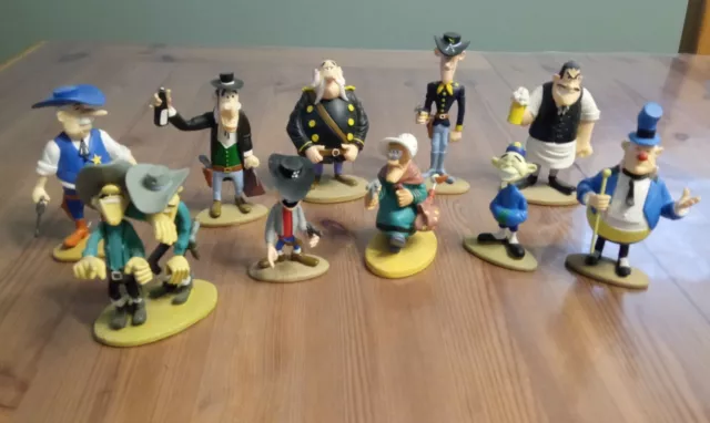 Lot de Figurines statuette LUCKY LUKE - comme NEUF