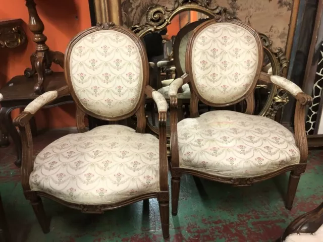 Pair antique armchairs in walnut style Ludwig Xvi. Old-Time XX Century 12087