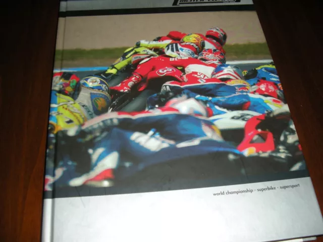 Yamaha Vr46 Book Libro " Motoracing News 2002 " Nuovo -New