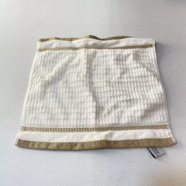 https://www.picclickimg.com/RboAAOSwyAVkypYS/hotel-balfour-washcloth-towel-white-textured-100-cotton.webp