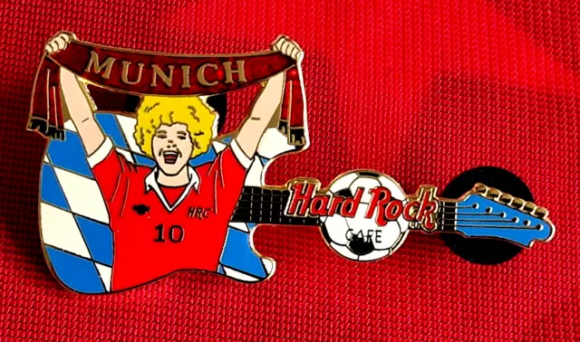 HRC Hard Rock Cafe Munich München Soccer Fussball Fan Guitar NEW