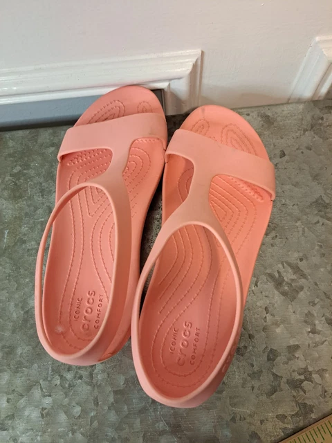 Crocs serena sales sandal melon