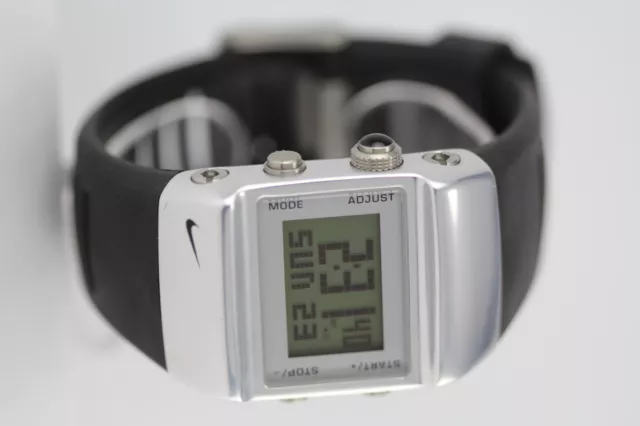 Nike sledge watch shop