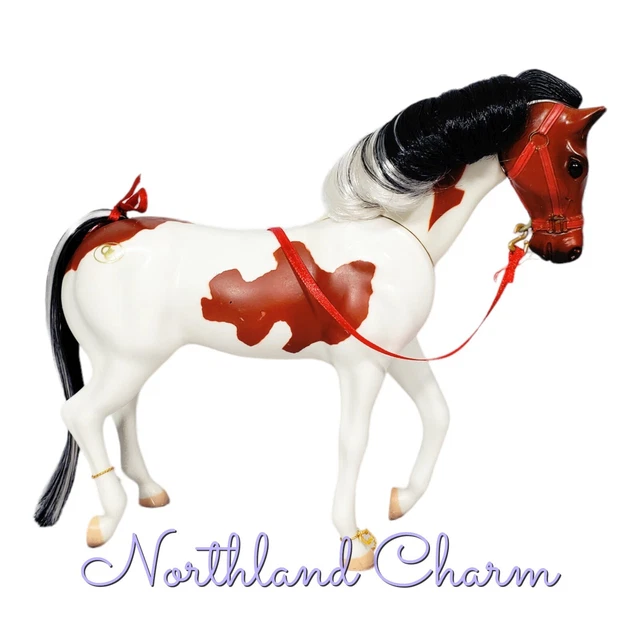 Grand Champions Horse Toy Feed N Nuzzle Paints Tempest RARE Figurine Empire