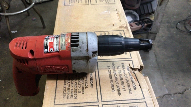 Milwaukee 6794-1 Magnum Screw-Shooter